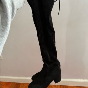 Chic Black Lace-Up Women's Boots